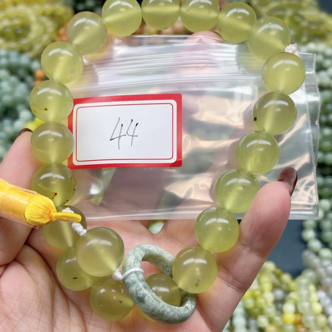 未镶嵌蛇纹石玉手链