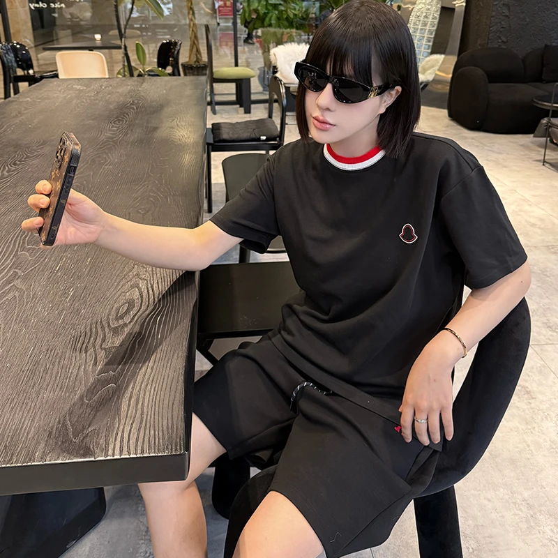 【织带拼接刺绣】2025新款百搭织带拼接刺绣圆领套头T恤男女同款