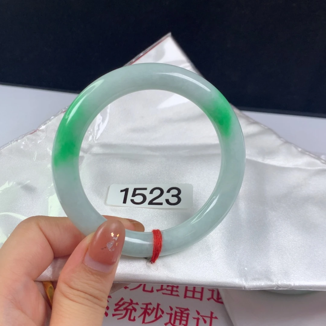 【闪购商品】翡翠手镯未镶嵌58圈