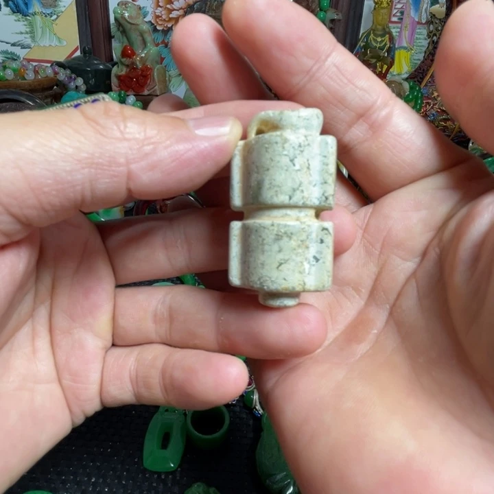 吊坠滴血莲花菩提