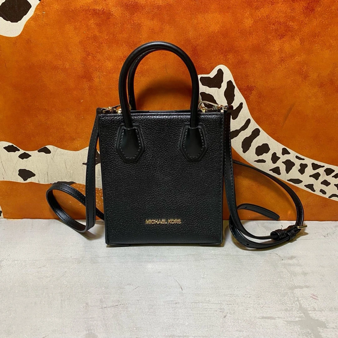 95新 MICHAELKORS/迈克高仕 16758 斜挎包