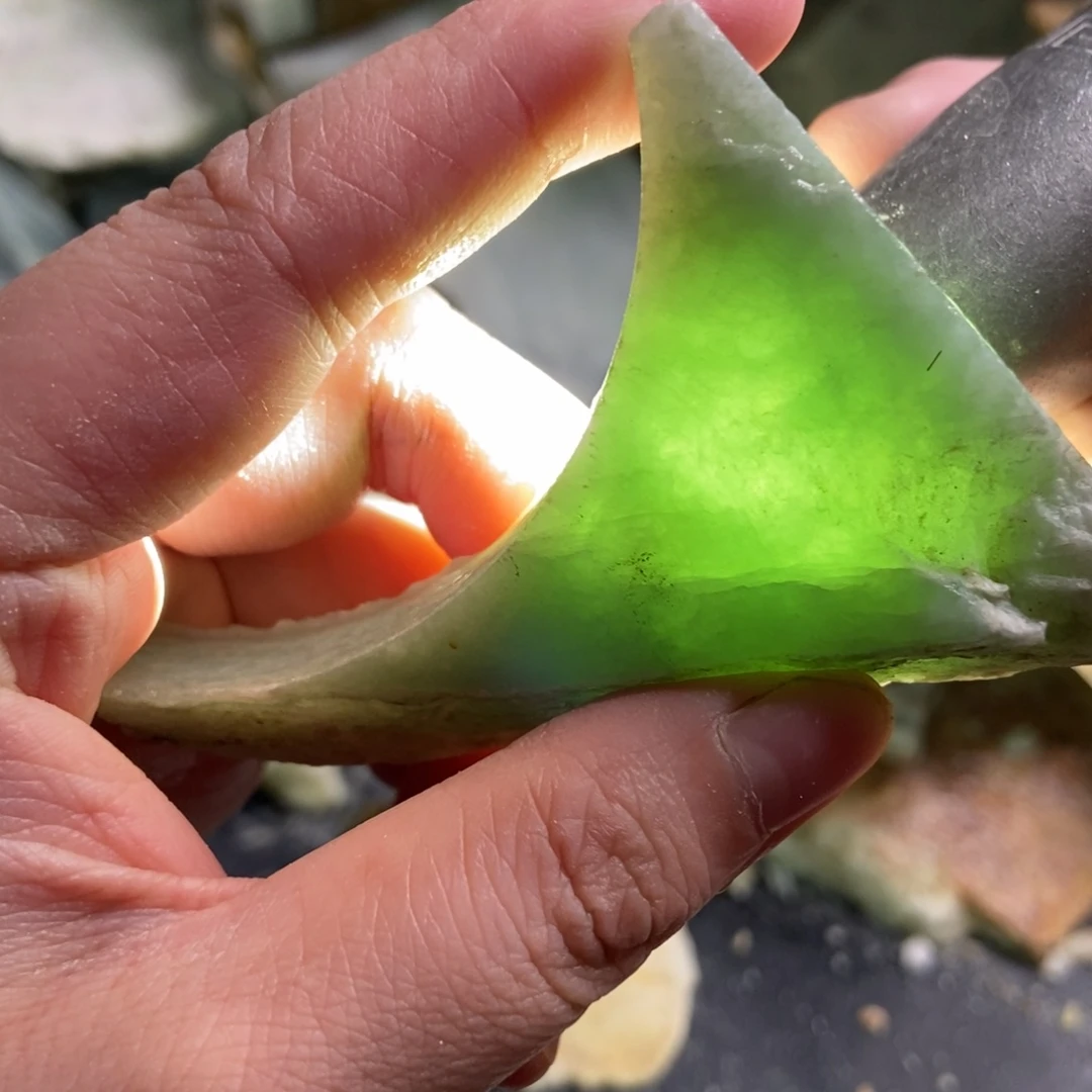 未镶嵌挂件翡翠天然翡翠