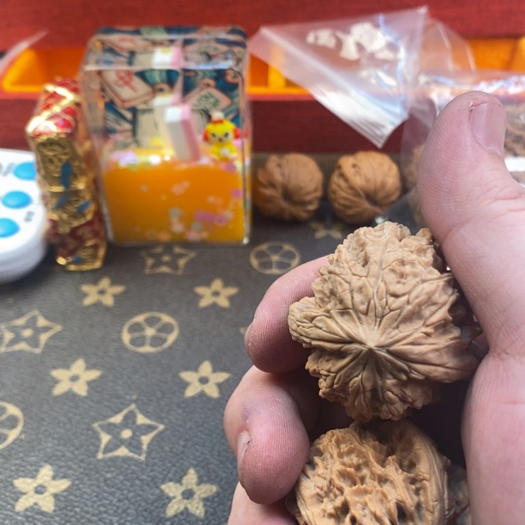 文玩核桃吊坠文玩核桃