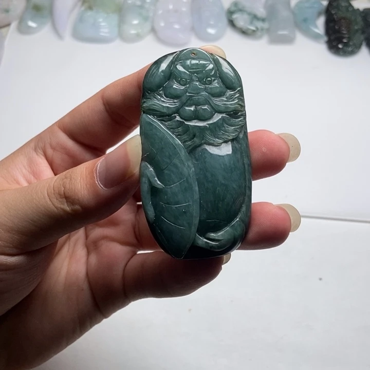 翡翠未镶嵌颈饰钟馗16