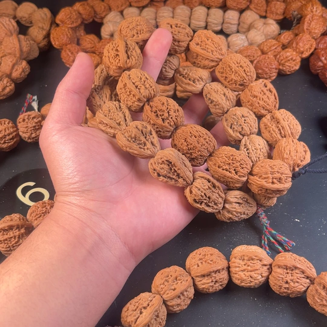 刘***住手串文玩核桃南疆核桃南疆核桃