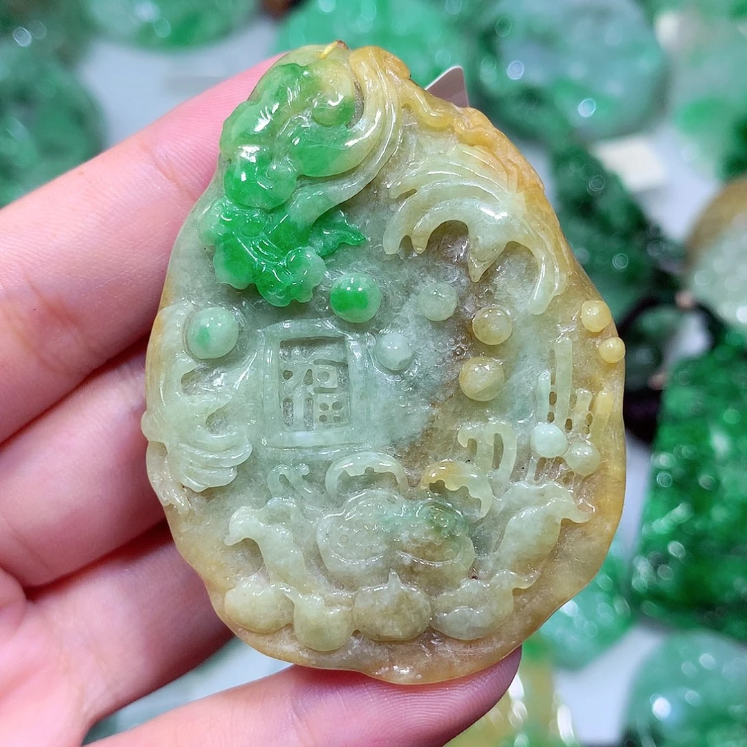 吊坠(不含链)未镶嵌翡翠