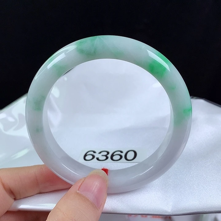 未镶嵌手镯翡翠58圈