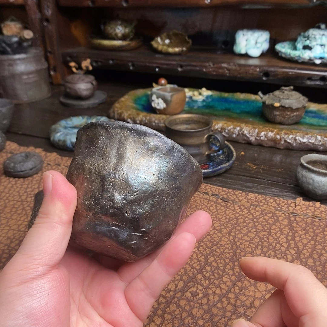 手工制作柴烧茶具