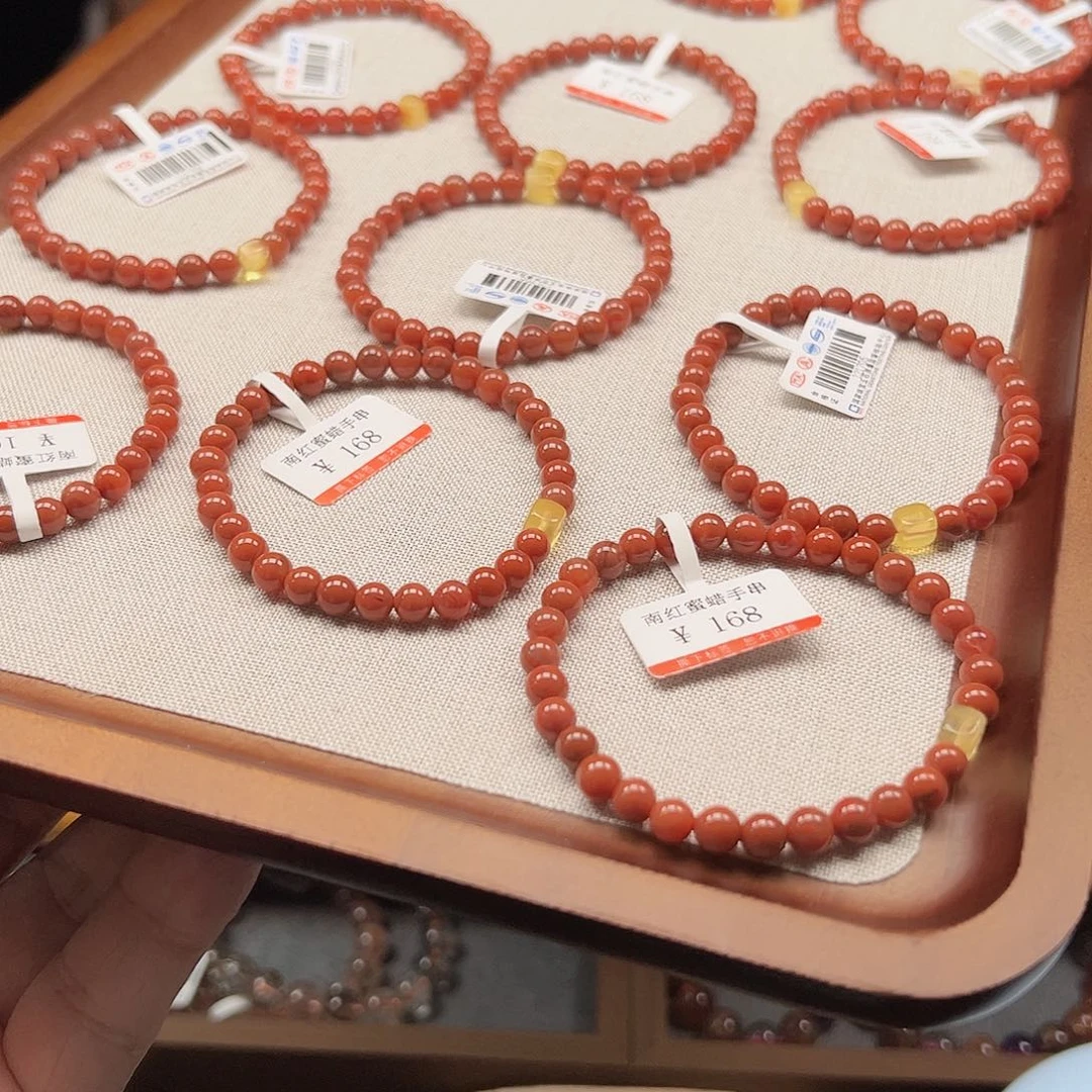 南红玛瑙未镶嵌手链