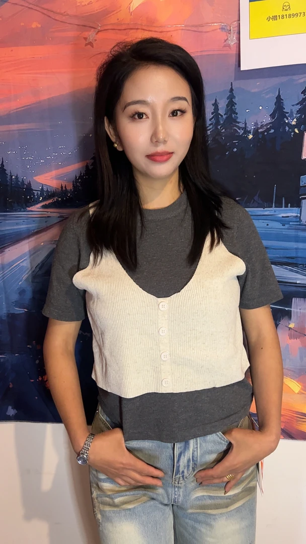 夏季韩系冰丝针织韩版短袖上衣与吊带两件套搭配工装裤洋气休闲