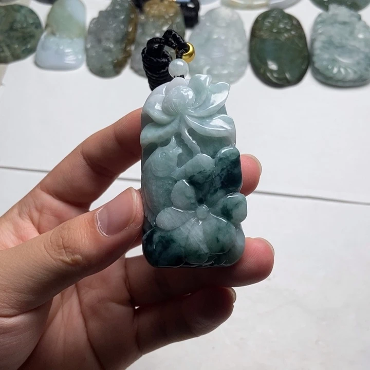 翡翠未镶嵌颈饰荷花鱼19