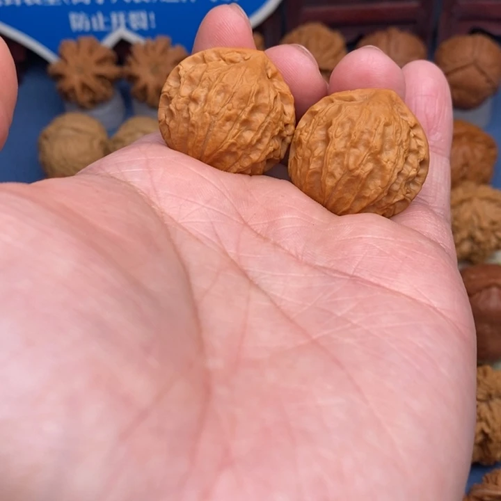 文玩核桃把件小官帽