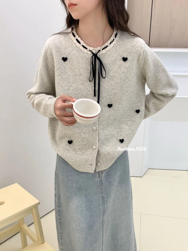 范范家【轻奢香风】韩系减龄花边领爱心针织开衫毛衣9556