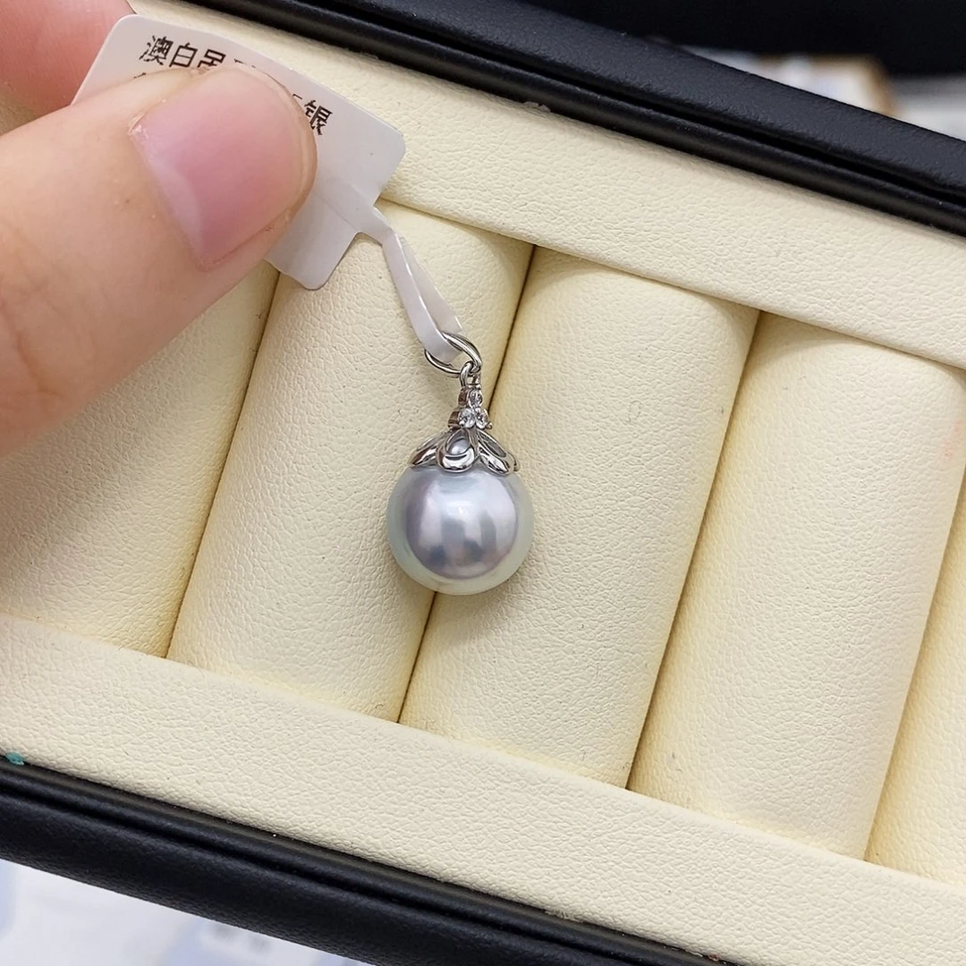阿***芽耳饰海水珍珠未镶嵌
