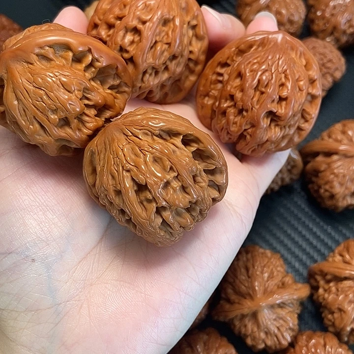 不***顾把件文玩核桃41虎头加咧开的一对