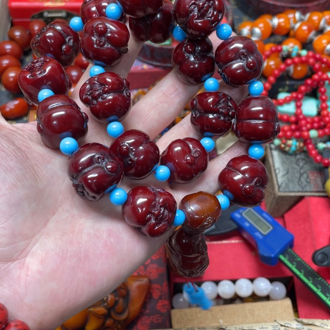 琥珀裸石未镶嵌好物推荐如图所示