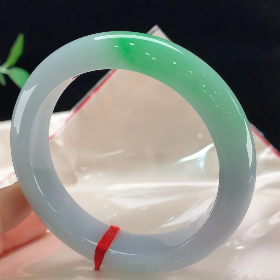 翡翠未镶嵌手镯0160