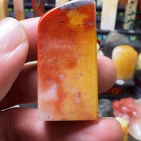 寿山石施*寿山房栊岩