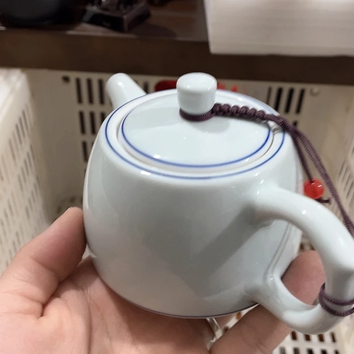 陶瓷茶具全部清清完回家过年