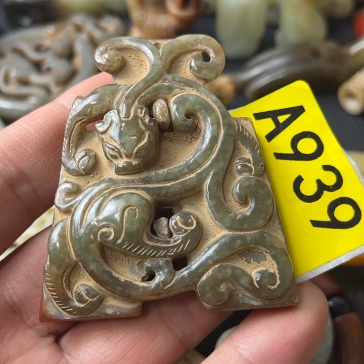 和田玉颈饰未镶嵌妙****)