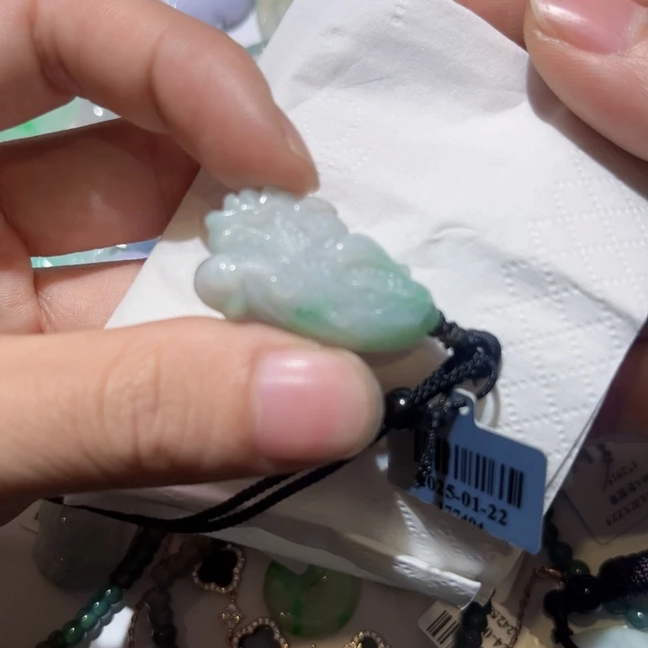 翡翠颈饰未镶嵌天然翡翠A货