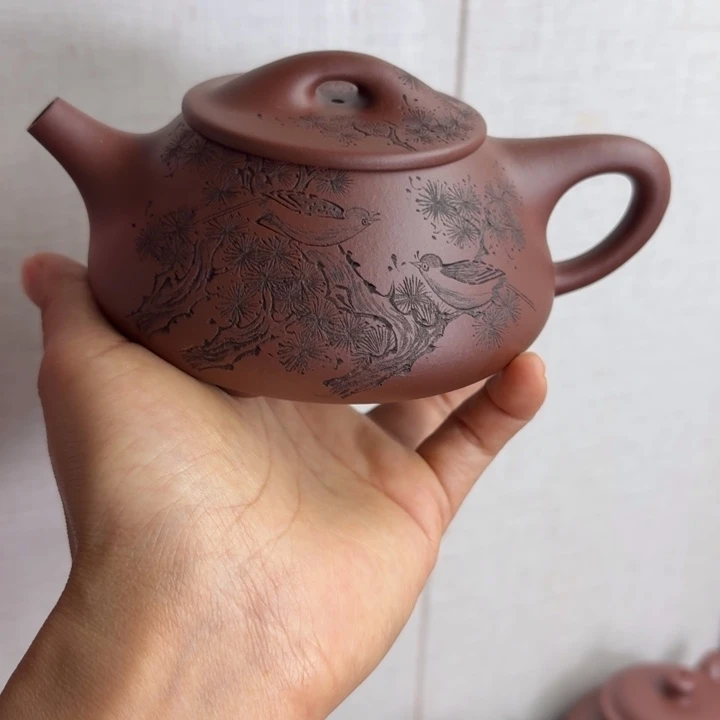 茶壶紫砂景舟石瓢半手刻绘300毫升，底槽清