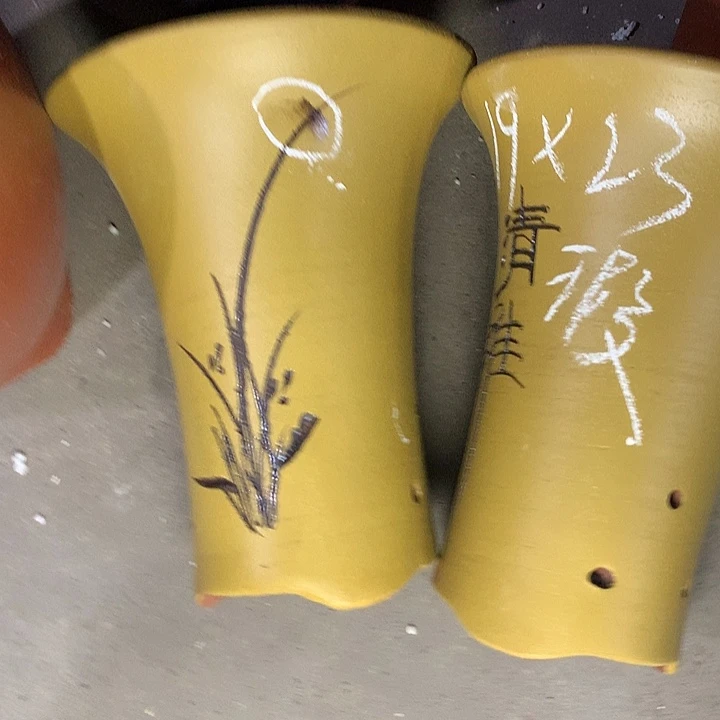 紫砂花盆紫砂的颜色也太