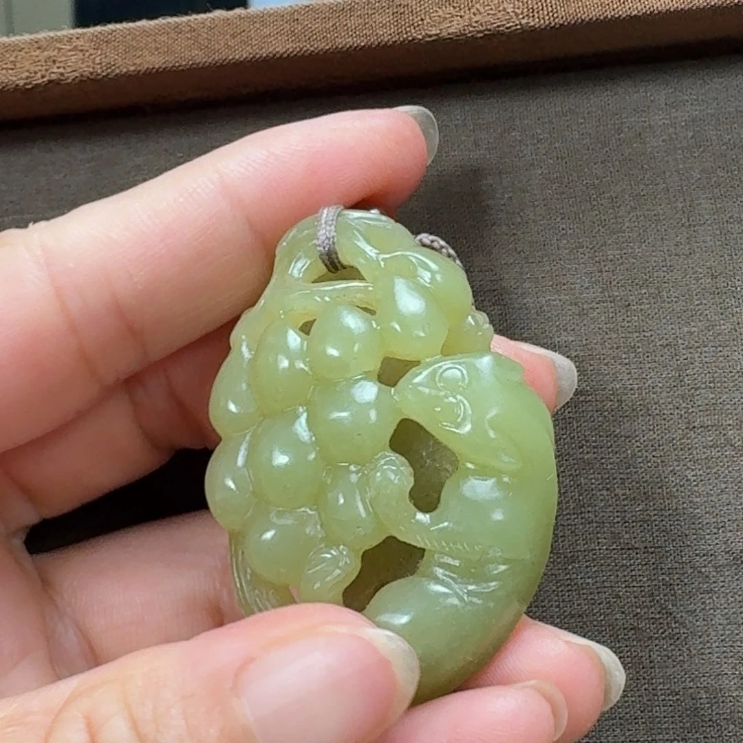 未镶嵌和田玉挂件