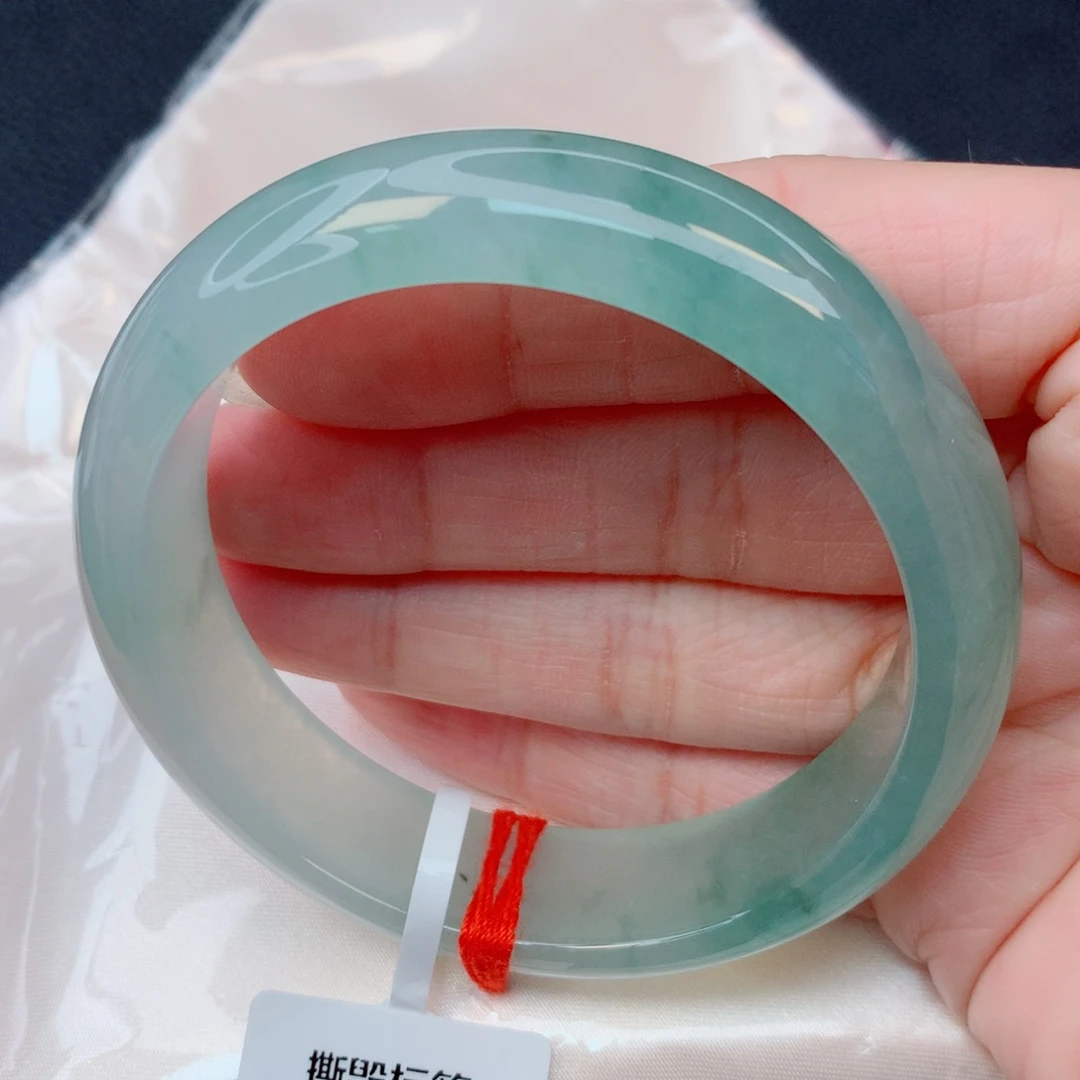 翡翠未镶嵌手镯56圈 冰种甜绿底轮胎镯