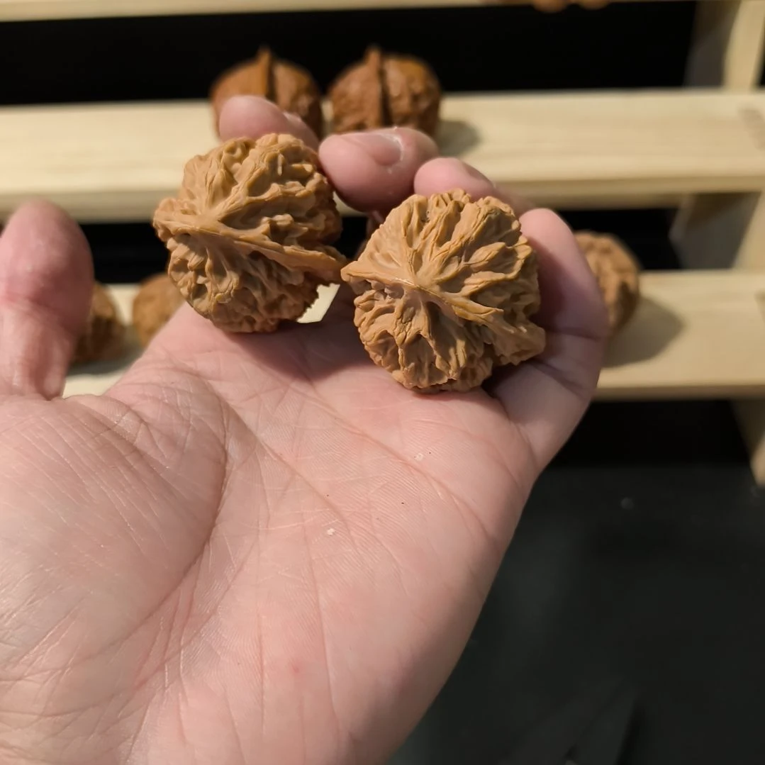 文玩核桃吊坠39帝王