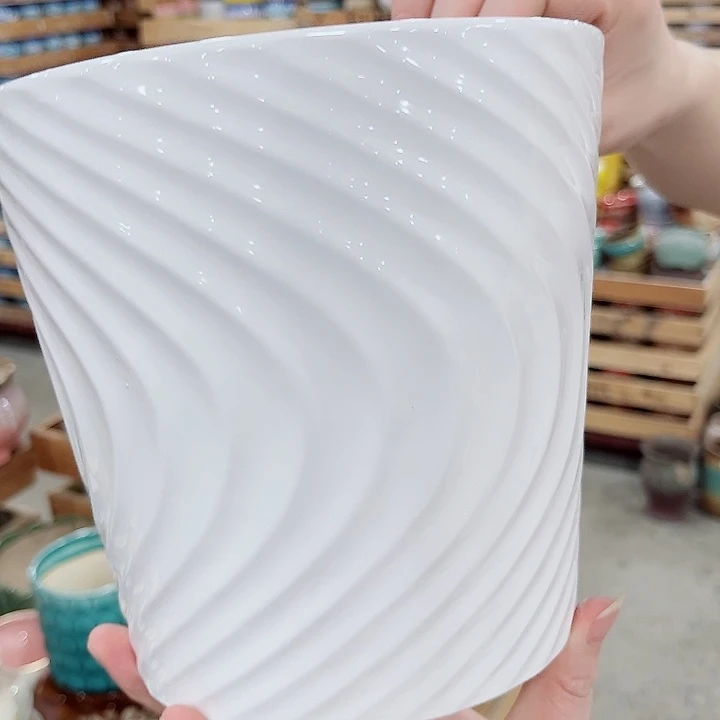 有孔.凑单10元陶瓷花盆发货！