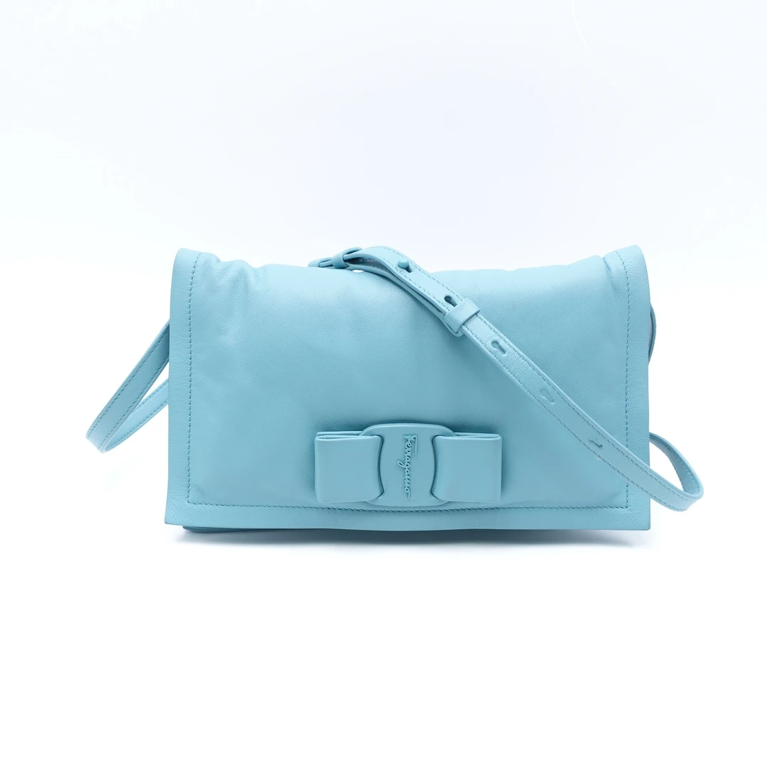 95新 FERRAGAMO/菲拉格慕 Vara单肩包斜挎包T10409271