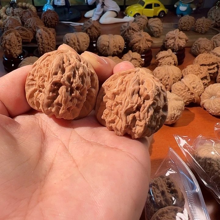 把件桃核38三角白头茬新果