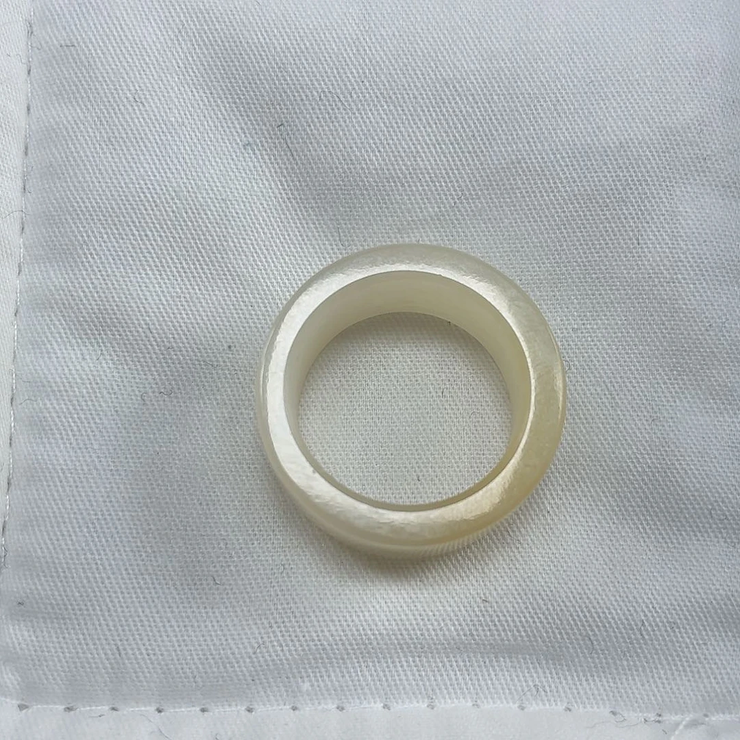 和田玉（糖玉）未镶嵌戒指