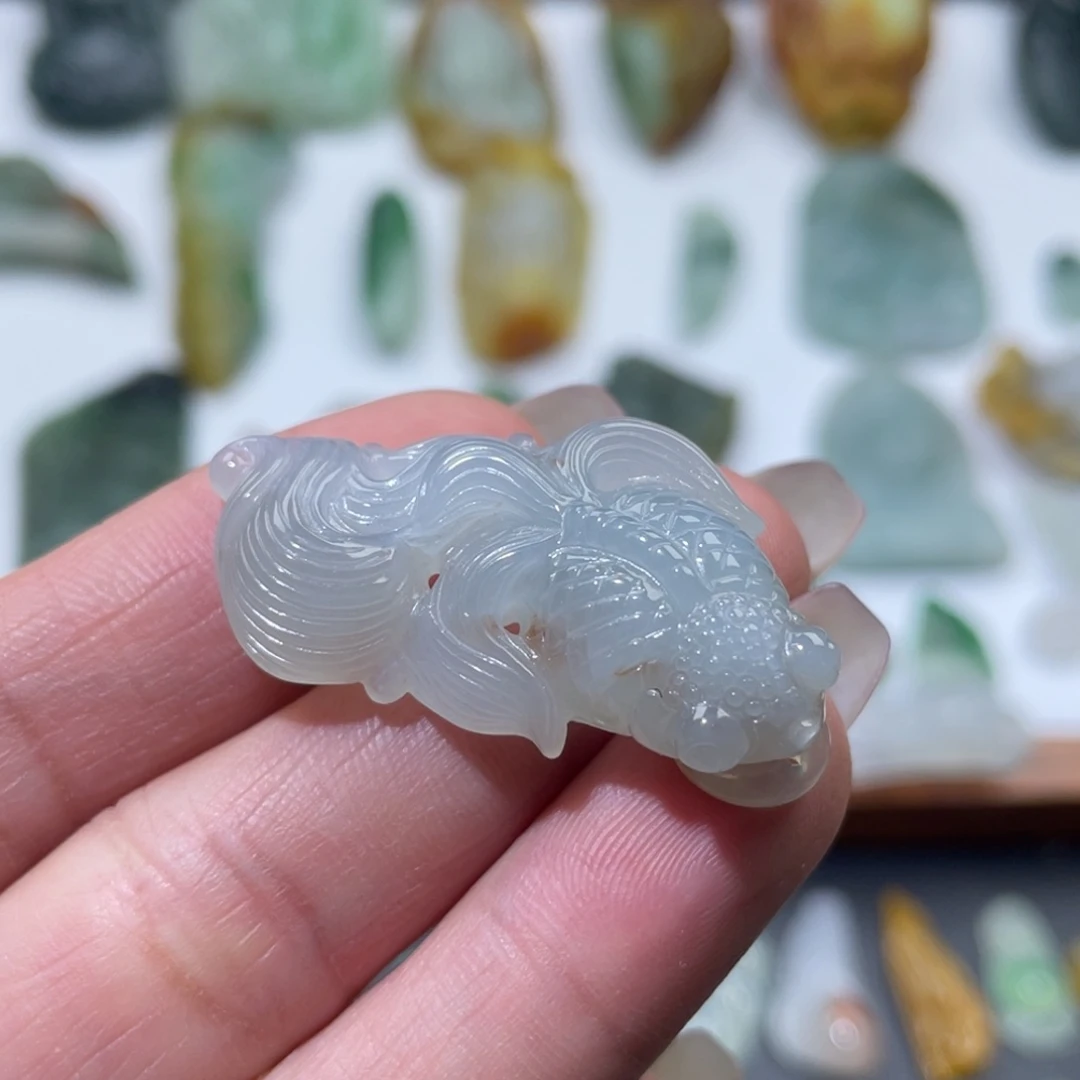 颈饰未镶嵌翡翠吊坠