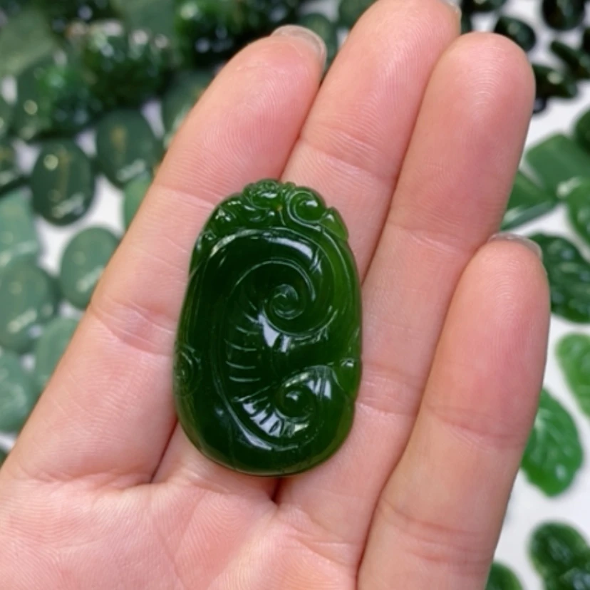 【闪购商品】和田玉（碧玉）未镶嵌颈饰爱**武