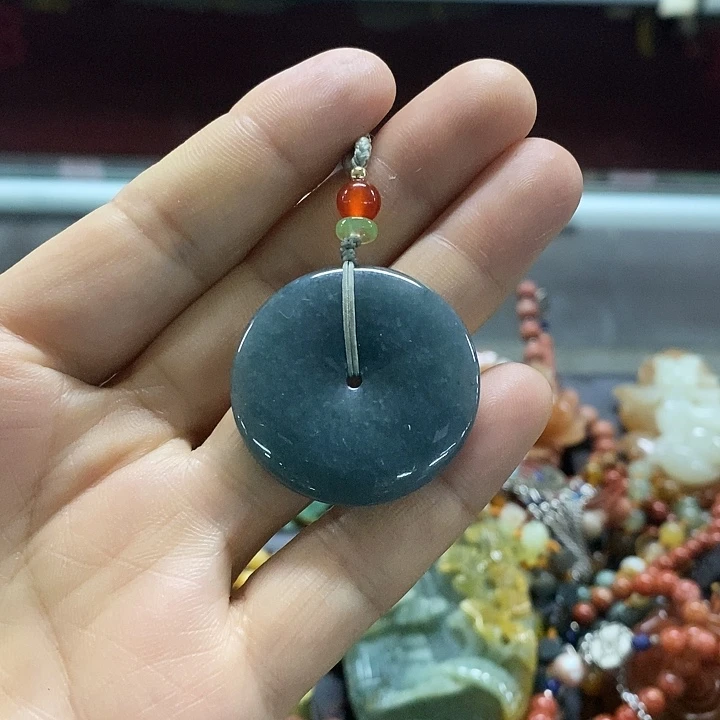 吊坠(赠链)未镶嵌翡翠