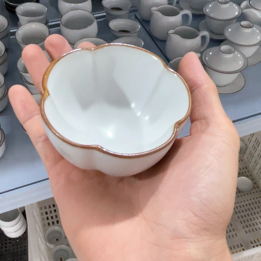 瓷片小微瑕。。。。。。。。。。。