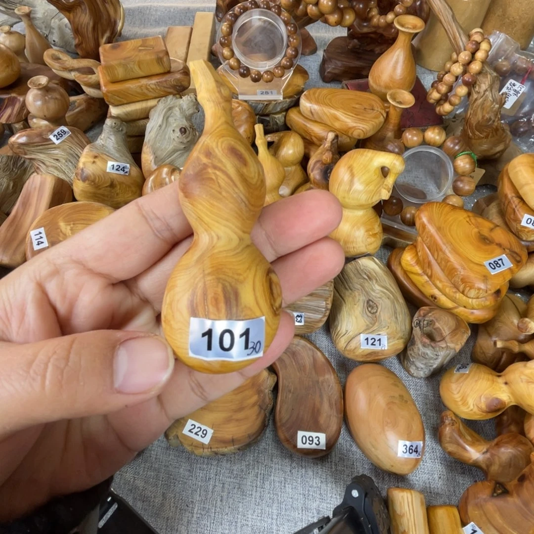 昕***渡柏木太行崖柏随形葫芦有裂介意慎拍