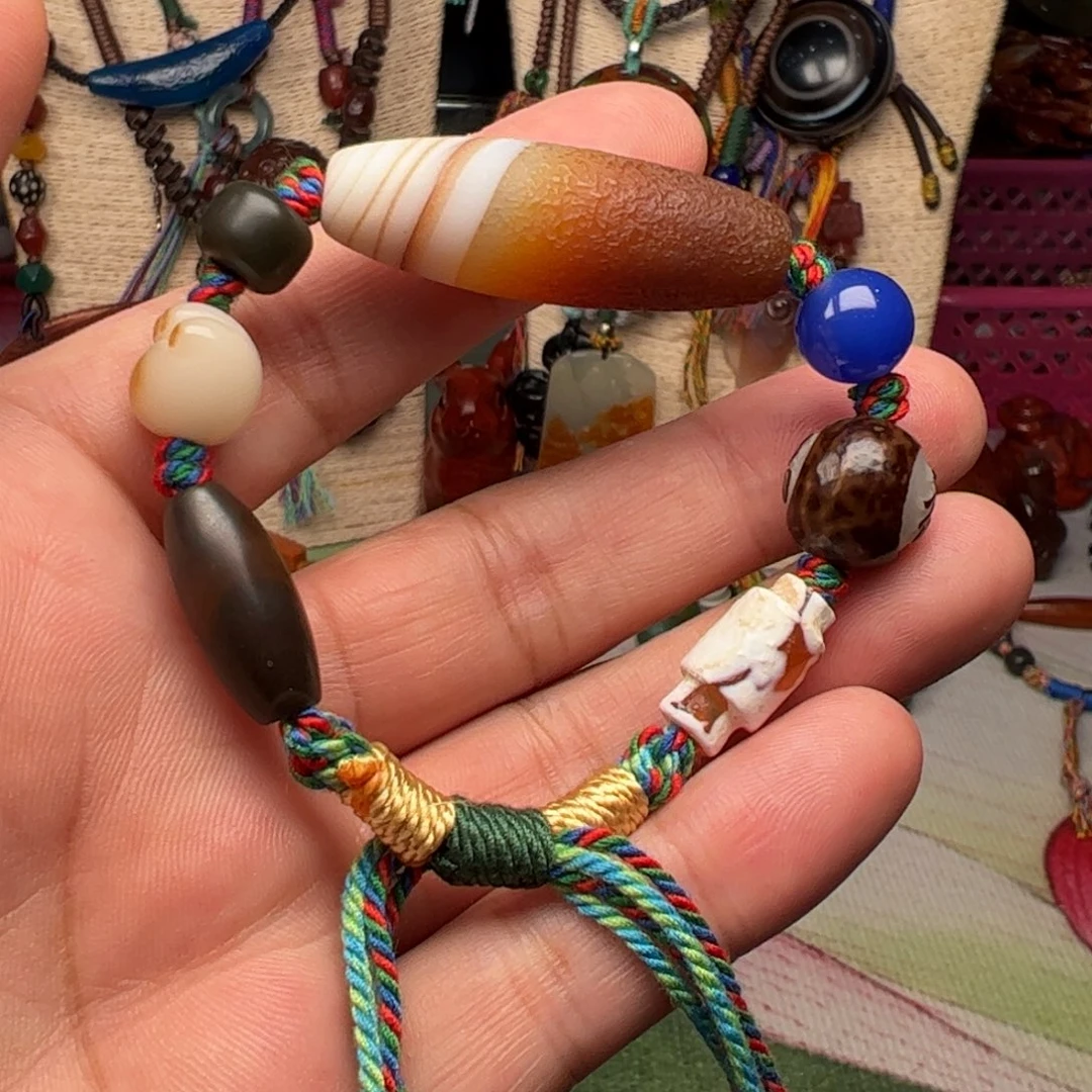 玛瑙/玉髓颈饰未镶嵌