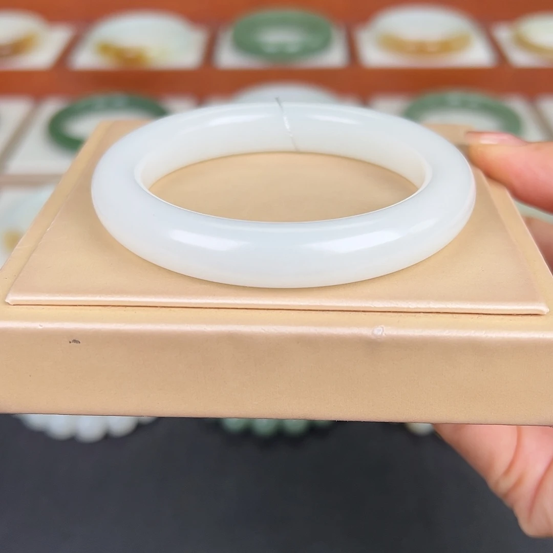 2***天和田玉未镶嵌手镯和田玉白玉手镯