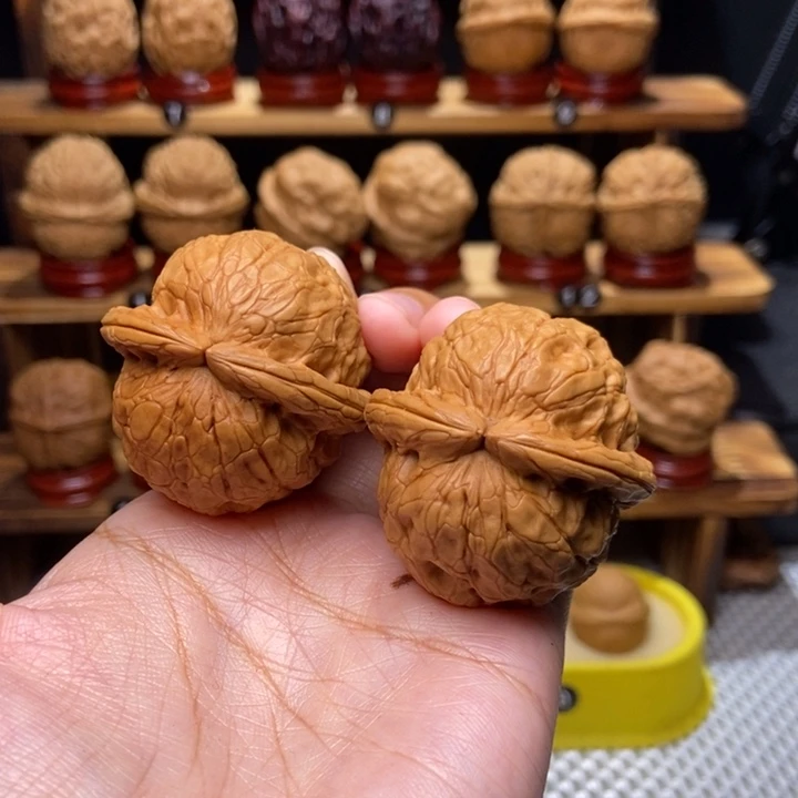 文玩核桃吊坠叫**坏玉甲213