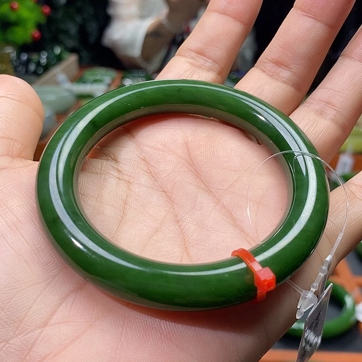 和田玉（碧玉）手镯未镶嵌