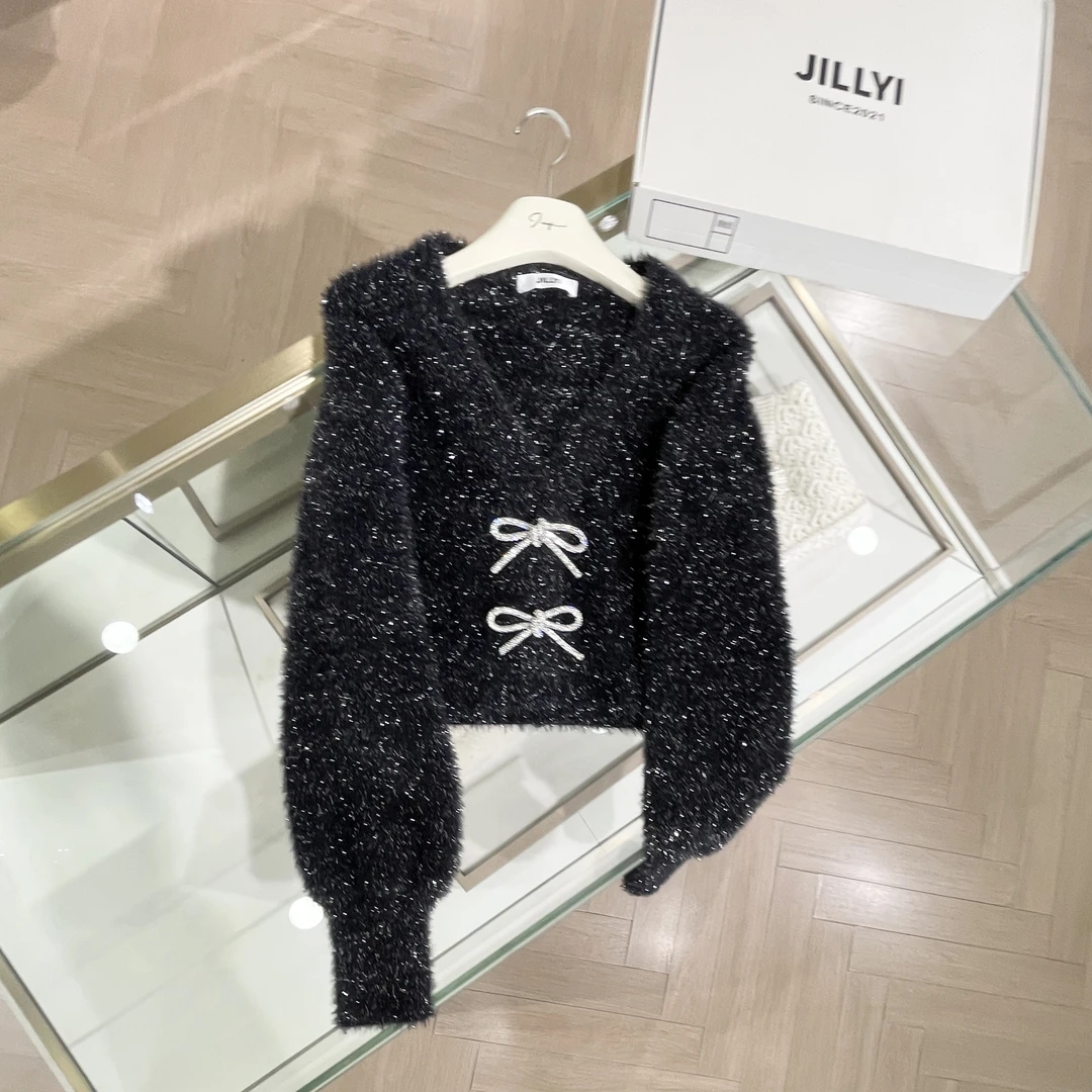 JILLYI南山店【蝴蝶银霜】黑色V领轻奢中式蝴蝶结装饰保暖时尚针织