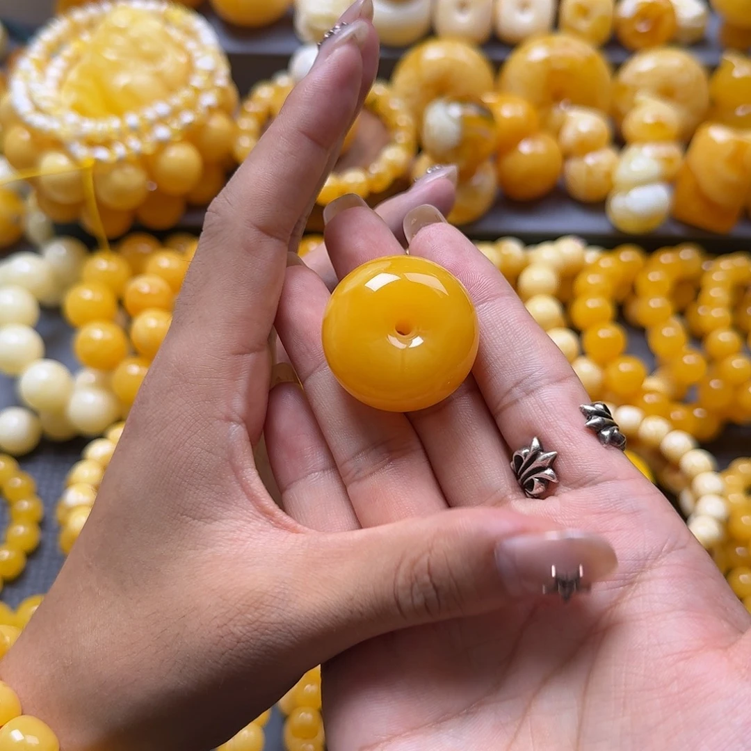 未镶嵌蜜蜡珠宝奇石