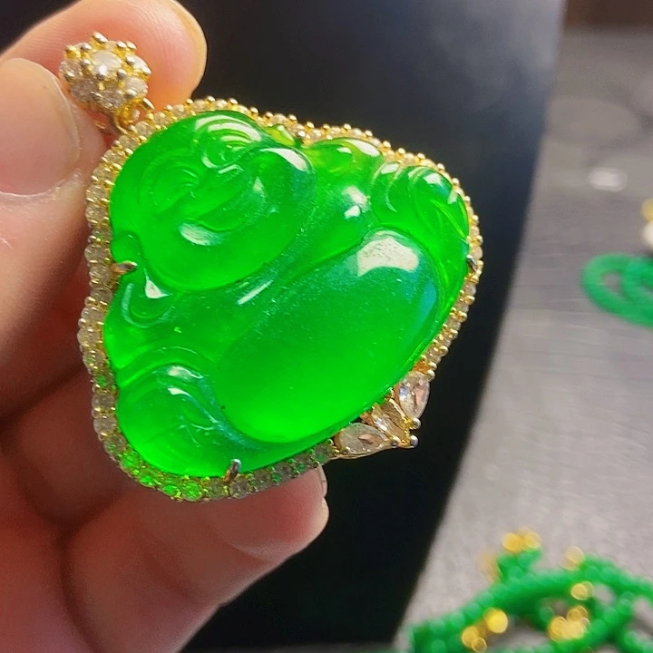 翡翠14K金镶嵌颈饰