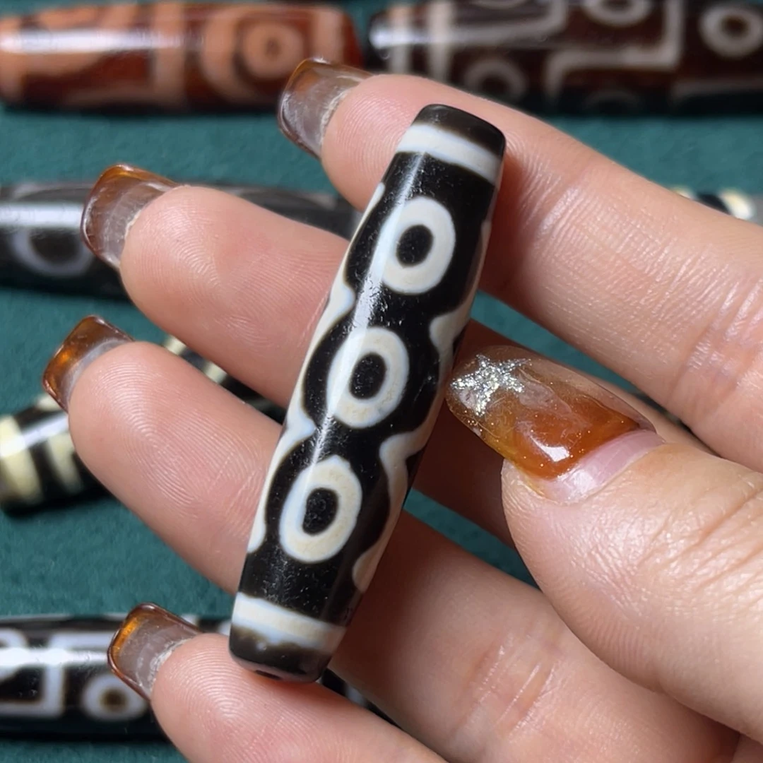 玛瑙/玉髓颈饰未镶嵌苏*