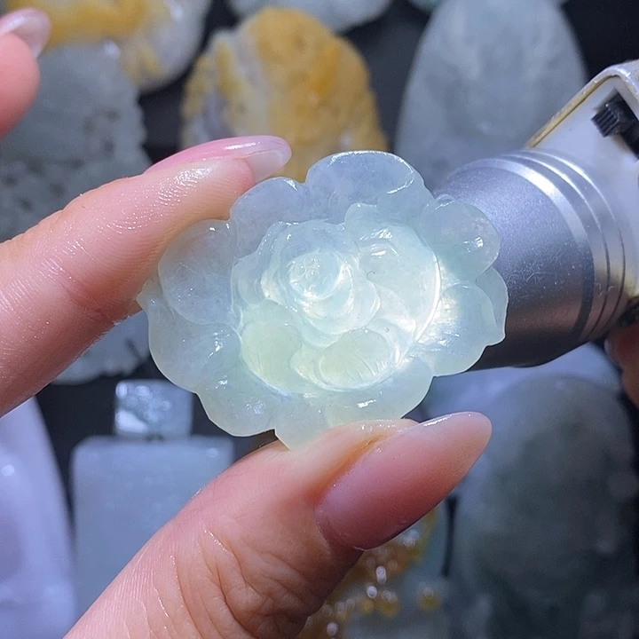 定制翡翠未镶嵌翡翠