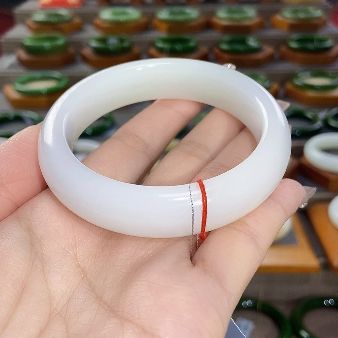 和田玉手镯未镶嵌小*新收藏级新疆山流水羊脂玉57分单
