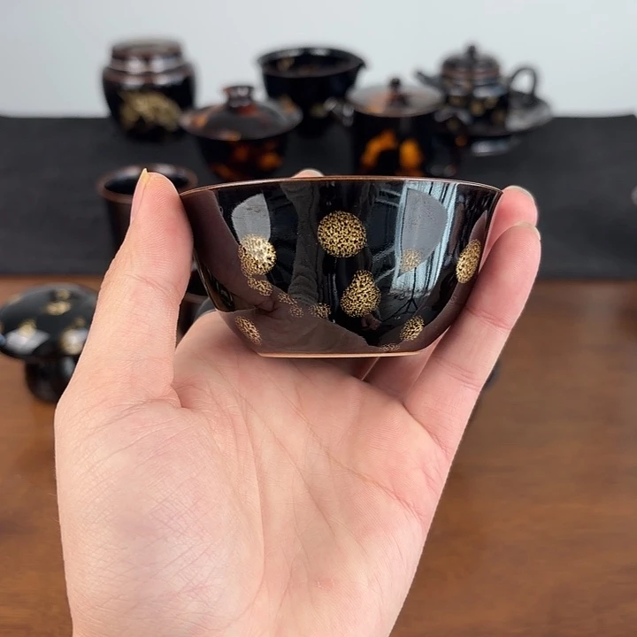 瓷点彩鹧鸪斑卧足缸杯